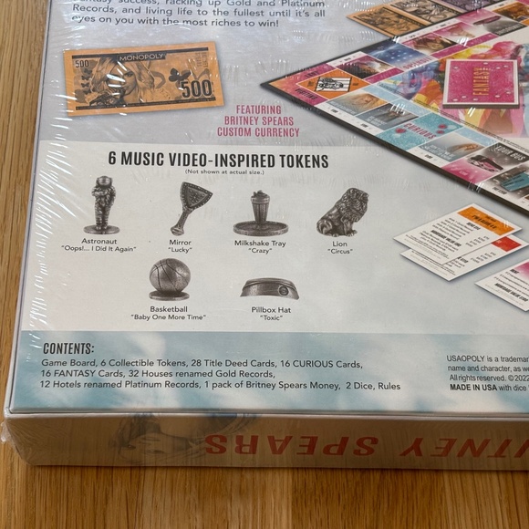 Monopoly BRITNEY SPEARS Board Game 2022 Collector's Edition - New / Sealed - Picture 4 of 8